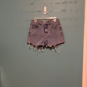 Distressed mom shorts